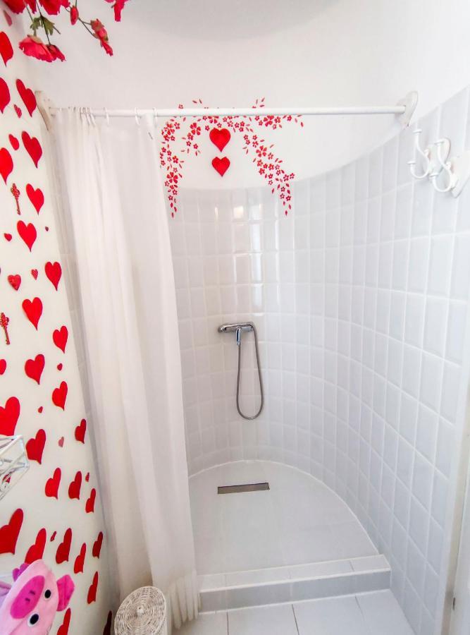 מלון דברצן Feher Tulipan Apartman מראה חיצוני תמונה