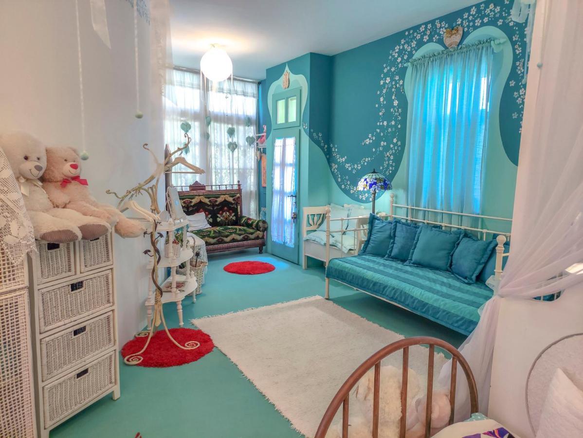 מלון דברצן Feher Tulipan Apartman מראה חיצוני תמונה