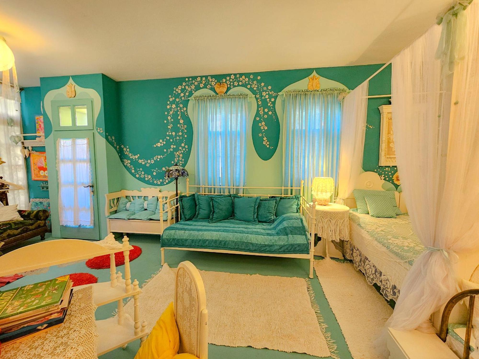 מלון דברצן Feher Tulipan Apartman מראה חיצוני תמונה