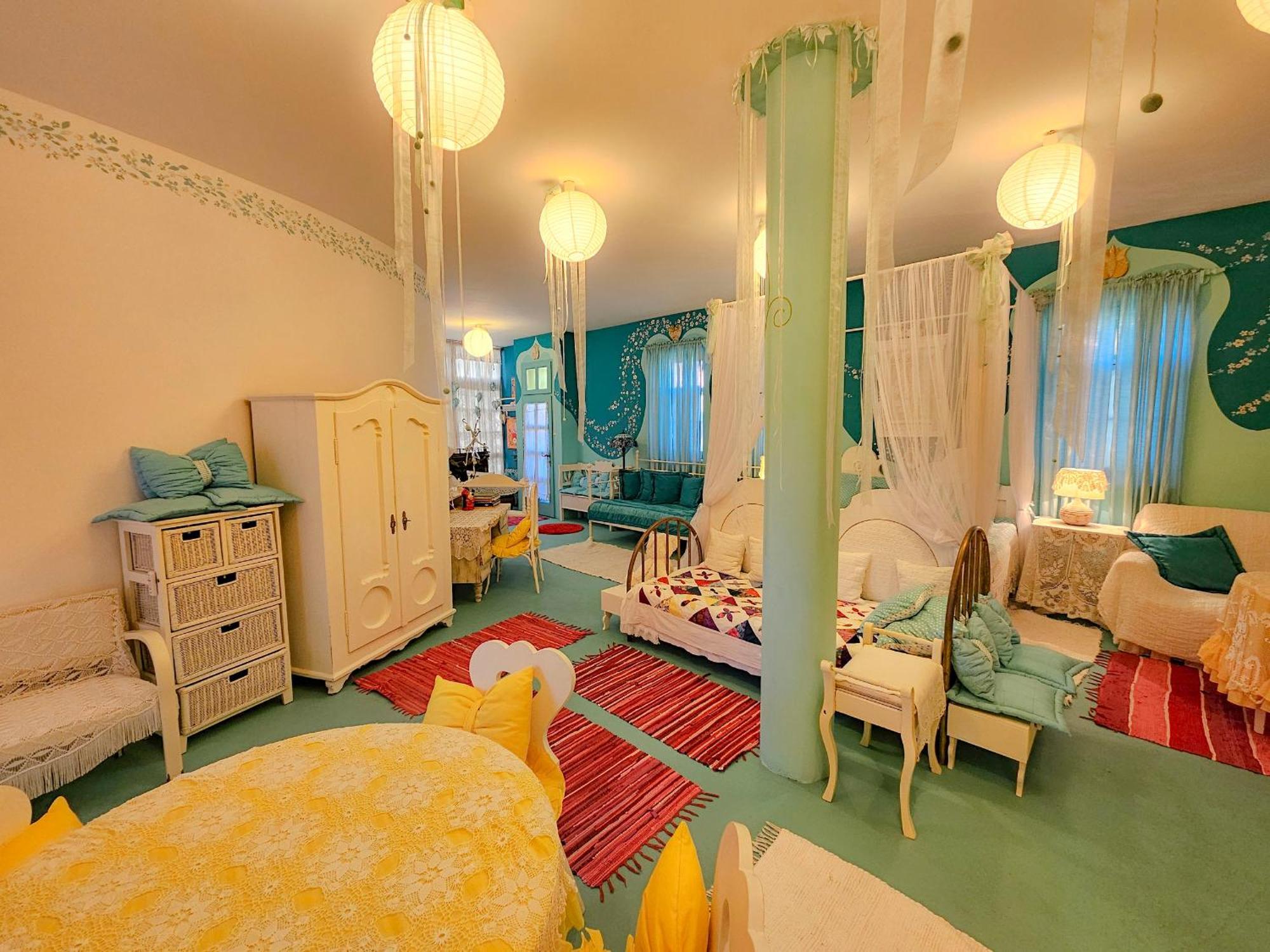 מלון דברצן Feher Tulipan Apartman מראה חיצוני תמונה