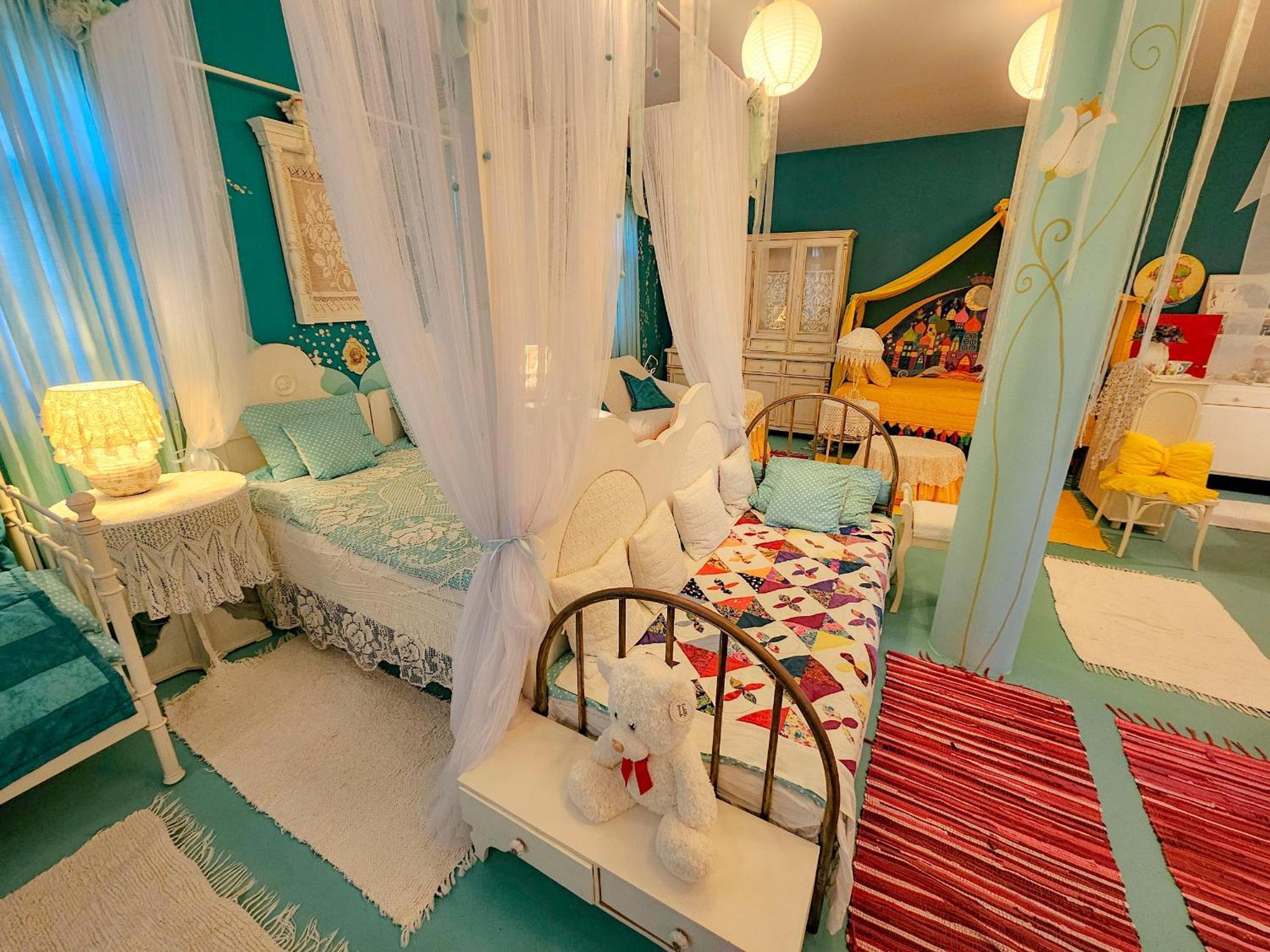 מלון דברצן Feher Tulipan Apartman מראה חיצוני תמונה