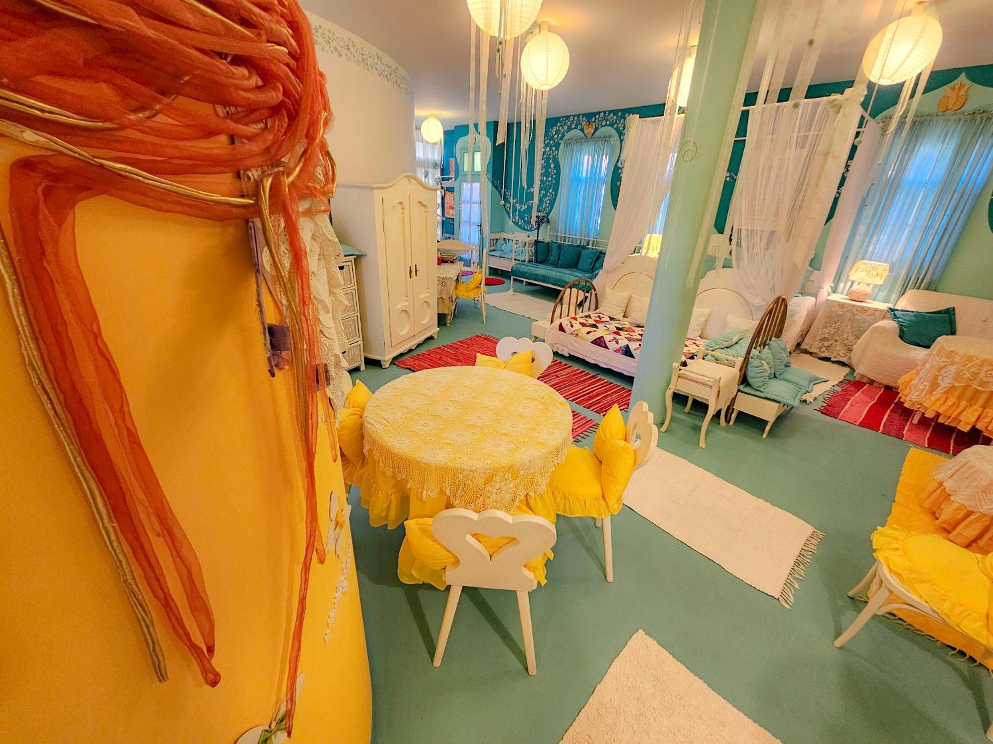 מלון דברצן Feher Tulipan Apartman מראה חיצוני תמונה